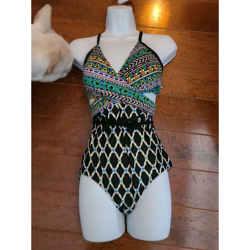 Clean Water Size M Monokini One Piece Swimsuit Strappy Swimsuit nwot